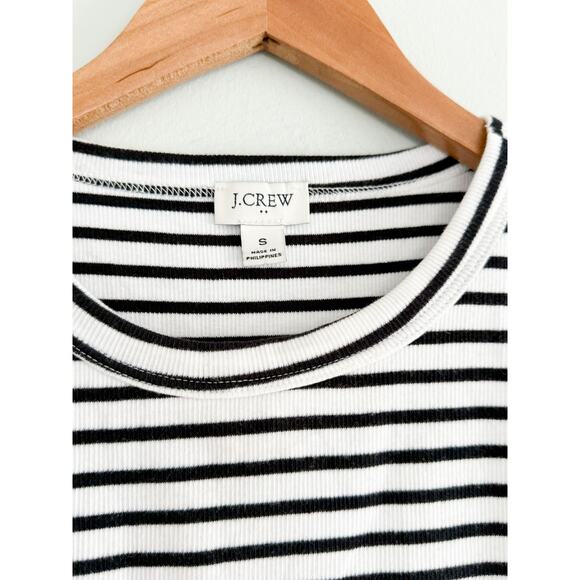 J Crew Factory | NWT | Striped ribbed tank top White Black | Sz S - Picture 4 of 7